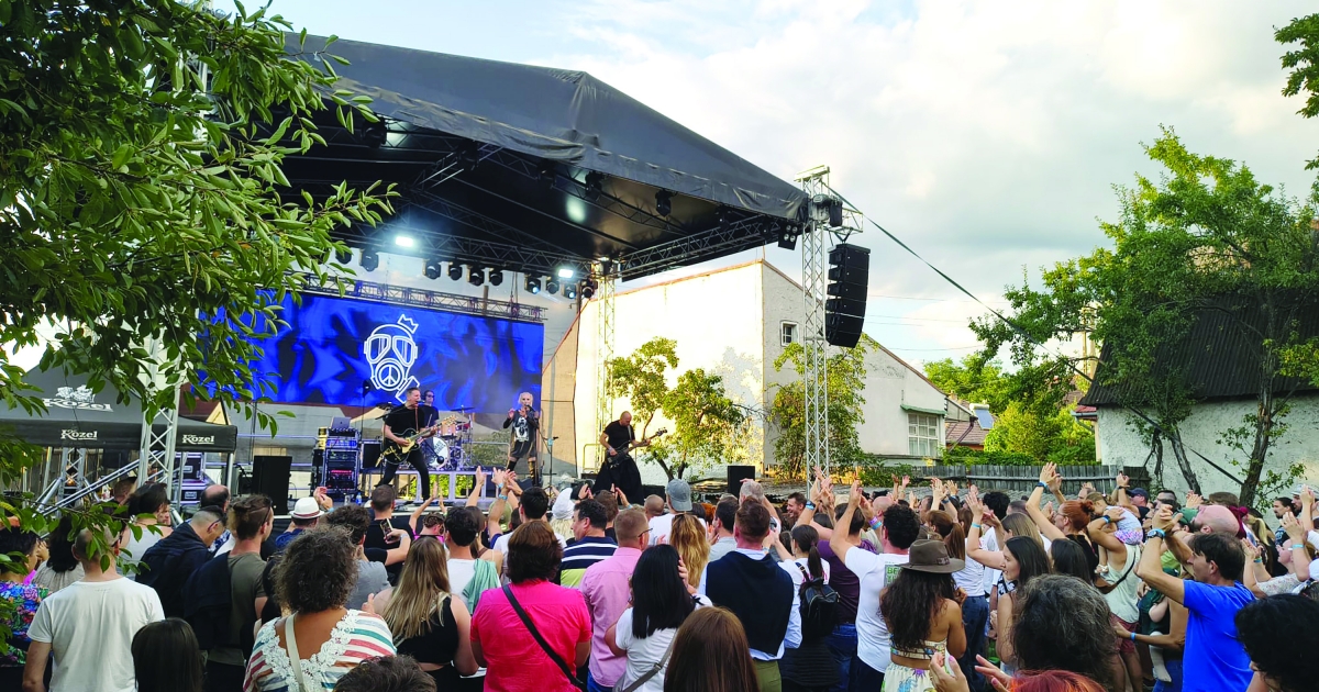 Egyfeszt kultúra és szórakozás